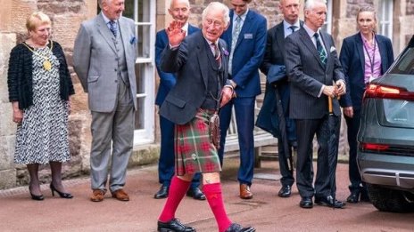 Чарлз III откри мемориал в чест на военни ЛГБТИК+