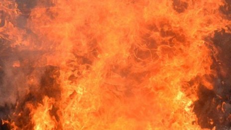 Дядо изгоря в дома си в село Стрижба 
