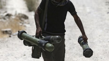 САЩ са спуснали боеприпаси на сирийски бунтовници