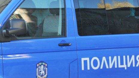 Съпрузи набиха съученик на сина си в Ломско село