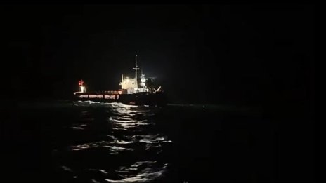 След ударите: Демерджиев показа спасителната мисия на кораба "Челси 3" (ВИДЕО)