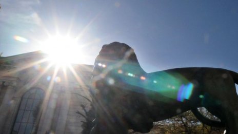 Циганско лято: Градусите скачат до 23°