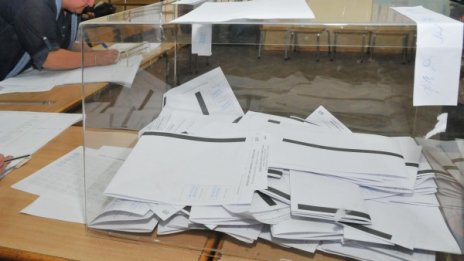 ЦИК: Трябва да дават всички бюлетини, без да питат!