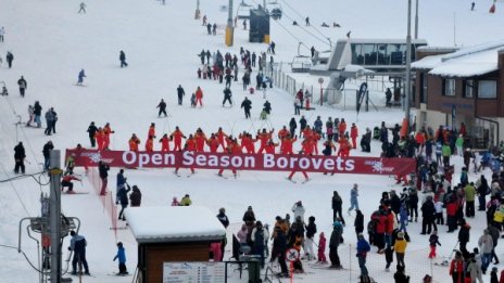 ДПА: Боровец опитва да лъсне имиджа си
