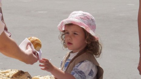 Храната в забавачката – вече само по стандарт