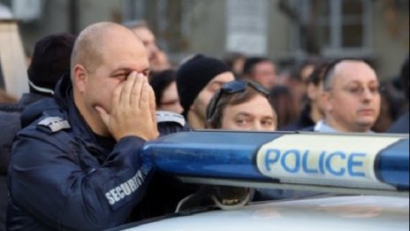 Полицаи: Организаторът на протеста е Горанов! 