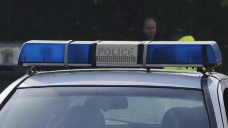 Отнели му книжката в Италия, той твърди, че я е загубил