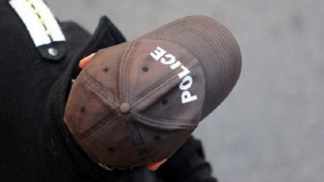 И надзирателите в затвора се вдигнаха на протест