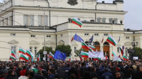 И биячът на Сидеров – на протеста на полицаите