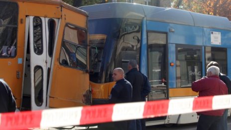 Уволняват ватманката, натресла се с шестицата в седмицата
