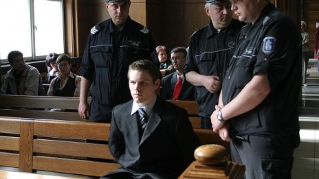 По другия начин: Убиецът остава в битката "Човек" на БХК