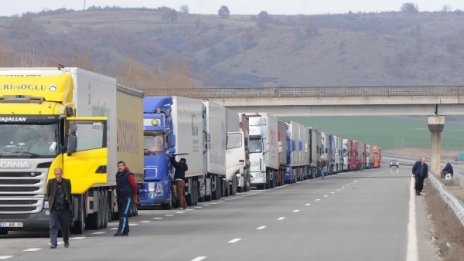 Затегнатият контрол по границите ни остава