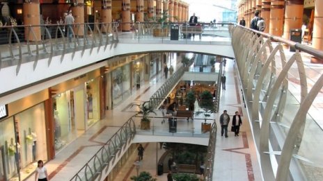 Молове, търговци, клиенти – какво е важно за кого?