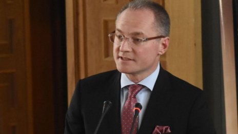 ВКС иска независим орган да души "опраскването"