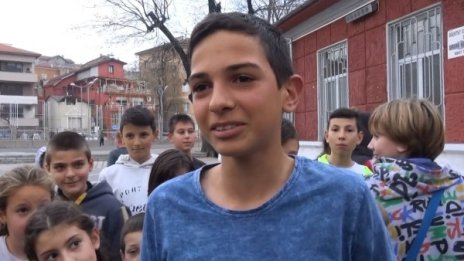 Максим е на 12 и с амбиция да стане по-добър от Гришо