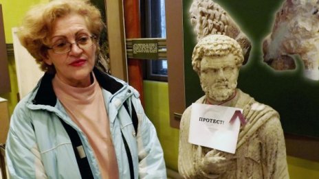 Повече пари за библиотекарките, за учените – не