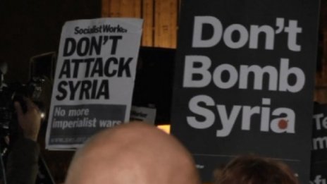 Великобритания решава за ударите срещу ИД