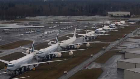 Издирват се... собствениците на три Боинг-а 747