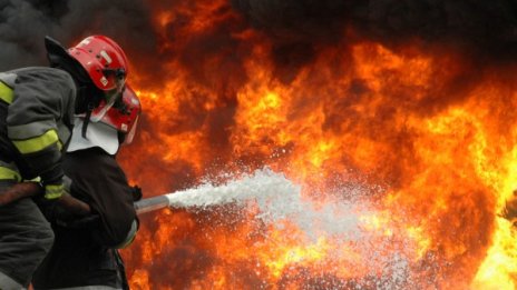 Драснаха клечката на бежански бараки в Германия