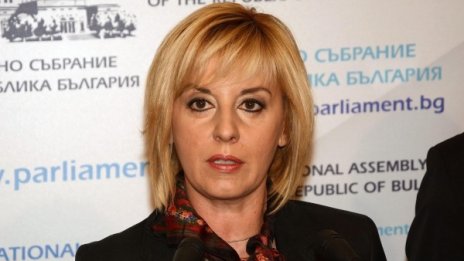 ОмбудсМая тръгна на битка с монополите