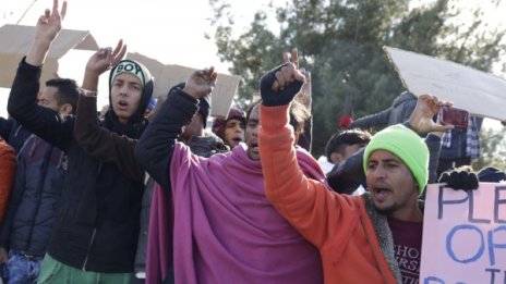 Белгия депортира афганеца, който я осъди