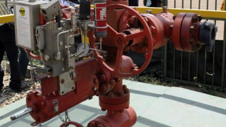 Страховит сценарий за Русия вещаят цените на нефта