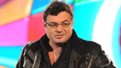 Пепи, в гимназията не те набих, но сега...