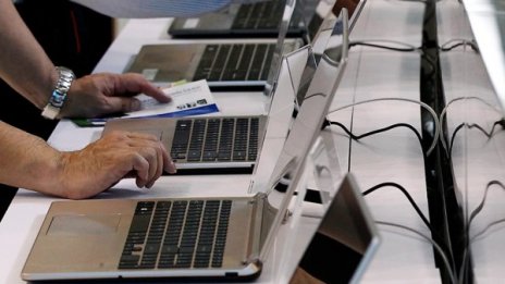 Следят подозрително поведение с нова технология във Франция 