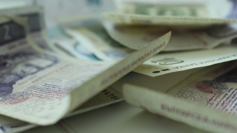 Ало измамници на два пъти метнаха баба от Добрич