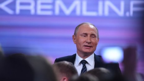 Путин горд с дъщерите си, не били "звездни деца"