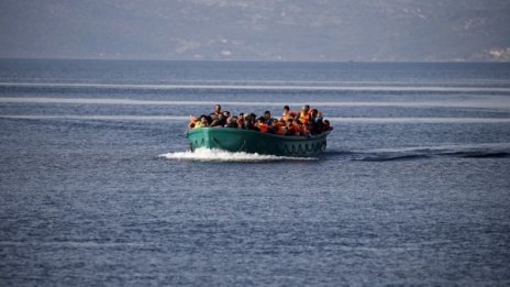 1 млн. мигранти пристигнали в Европа по море 2015