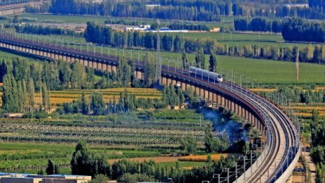 Пожар в тунел отмени над 80 влака в Япония