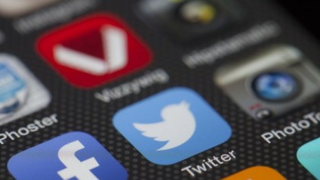 Twitter с нова офанзива срещу омразата в мрежата