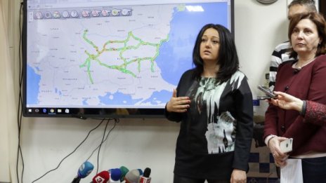 Натоварено: 300 хил. коли влизат в София до края на деня