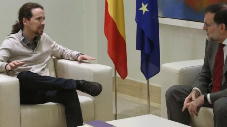 "Подемос" ръка за ръка със социалистите срещу Рахой 