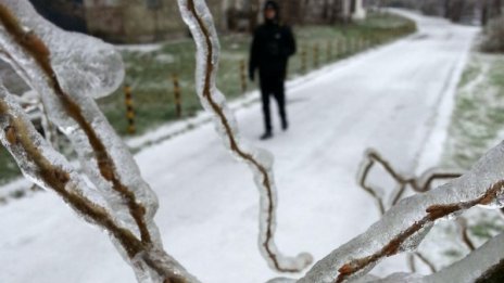 Жълт код за поледици в пет области утре