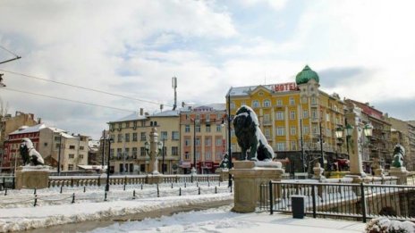 Единият от сбилите се на "Лъвов мост" в тежко състояние