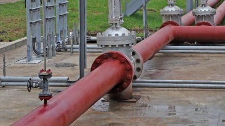 "Овергаз" авансово плаща утре на "Булгаргаз" 