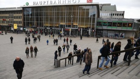 Пет от командирите на ИД – бежанци в Германия