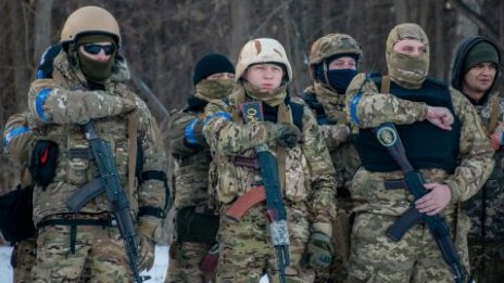 30 000 дезертьори са се върнали доброволно в украинската армия след амнистията