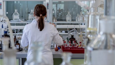 Разработиха наночастици, които драстично повишават ефективността на ваксините срещу рак