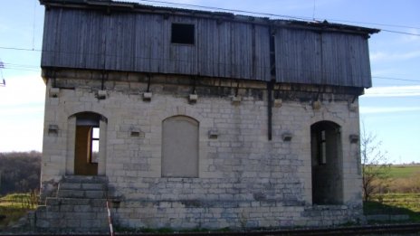 Възстановяват Голямата базилика с автентични камъни