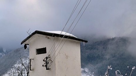 Три села край Враца без ток заради силния вятър