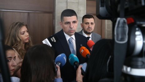 ДБ:  Радев да предложи реформи, а не оправдания и нов дълг 