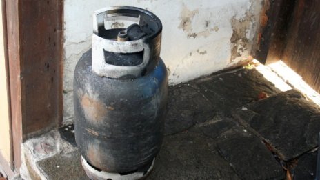 Седем души обгазени с отровен газ в Пазарджик
