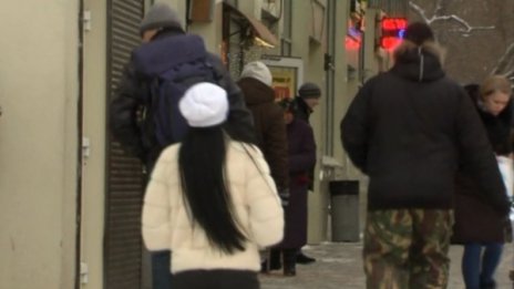 Сривът на рублата изкара руснаците на протест