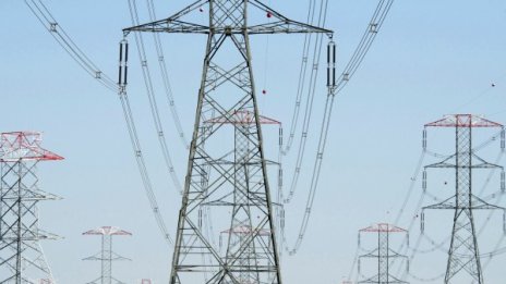 Либерализацията на енергопазара ще се забави