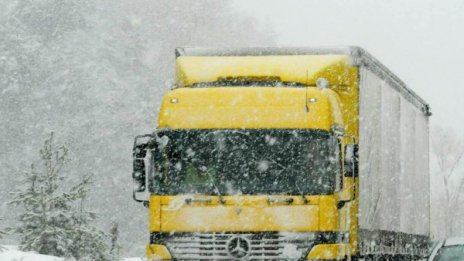 Камион катастрофира в Прохода на Републиката