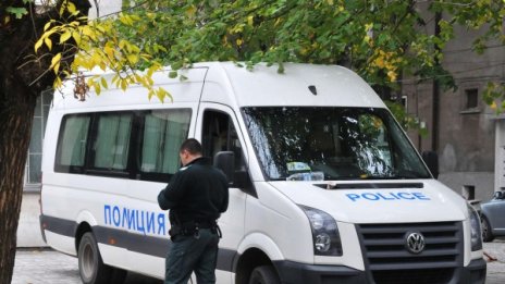 Спипаха 16 незаконни мигранти край Гелеменово