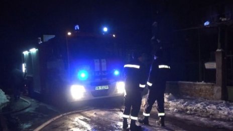 5 семейства евакуирани при пожара в Пловдив